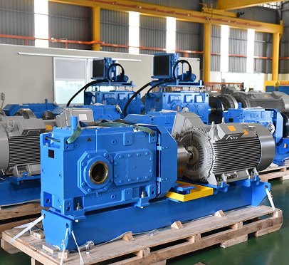 Flender gear units with motors assembled and packed for delivery
